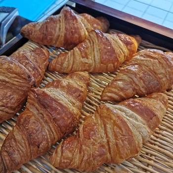 Vente de viennoiseries à Aureilhan   Les Dél (1)